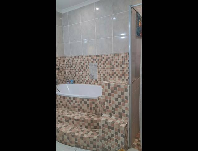 6 BEDROOM HOUSE TO LET IN KILDARE